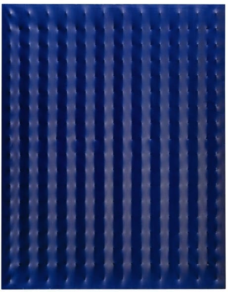 ENRICO CASTELLANI  Superficie Blu  1963 Acrilico su tela estroflessa Cm 114x146 Stima: € 500.000-700.000