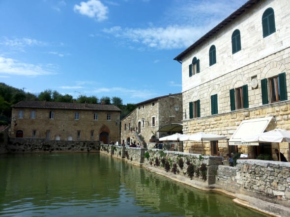 Bagno Vignoni - Piazza delle Sorgenti (Foto: Luca Zuccala © ArtsLife)