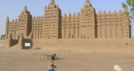 Mali – Continuano gli attacchi degli integralisti islamici a Timbuctù