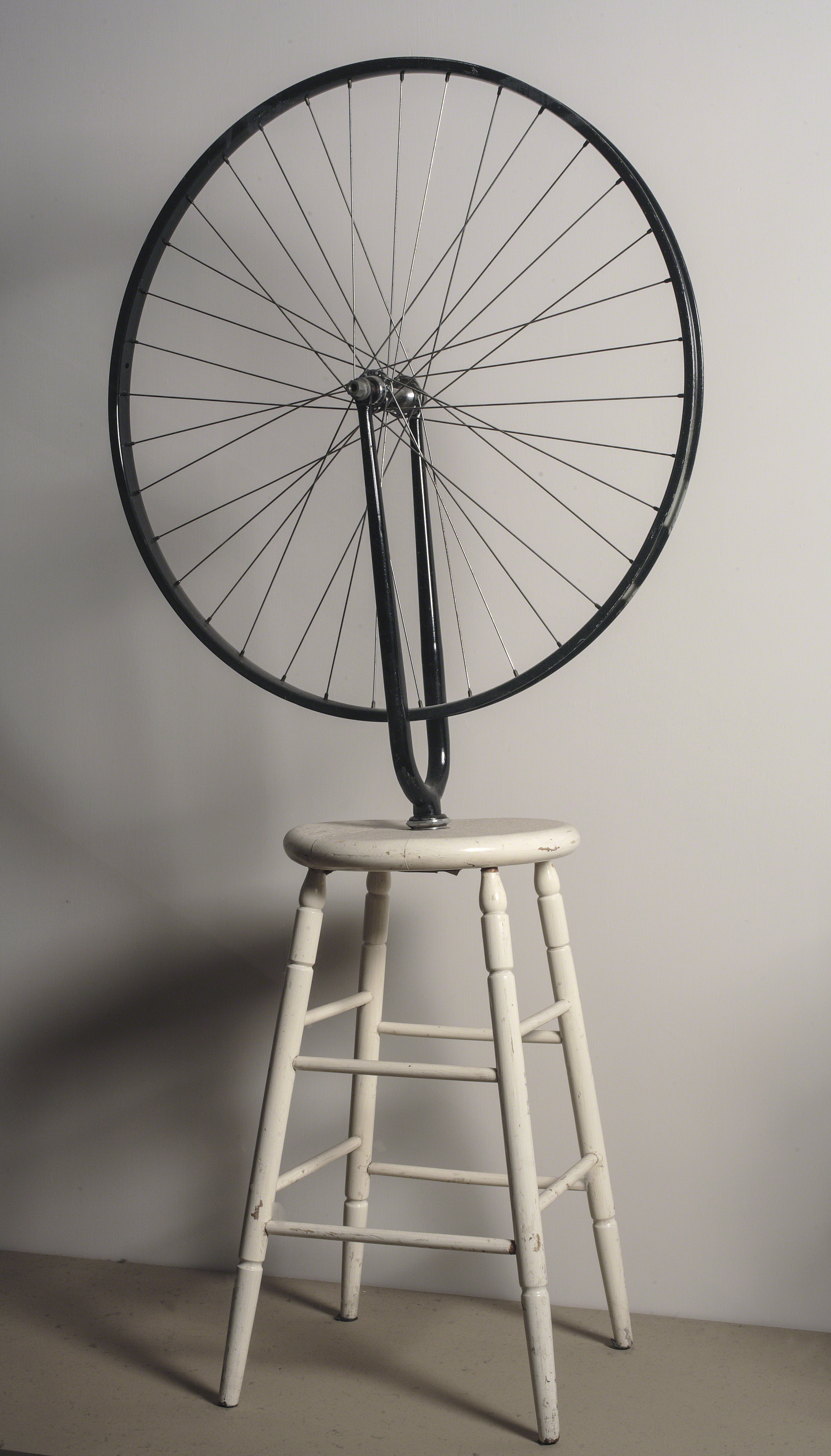 photo roue de bicyclette duchamp