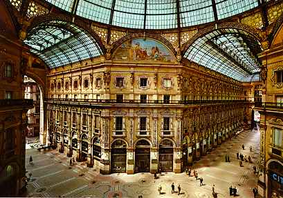 Versace e Prada main sponsor per restauro Galleria Vittorio Emanuele