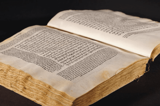 Un’importante Torah di fine ‘400 all’asta da Christie’s