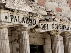 Il Palazzo del Governo a L'Aquila (Copertina di "Un patrimonio senza")