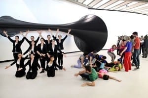 Premio MAXXI. Marinella Senatore con The School of Narrative Dance