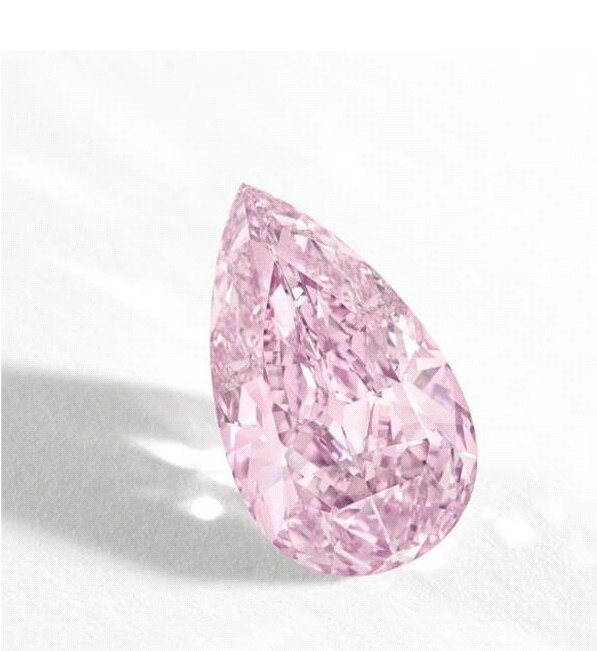 Il più desiderabile diamante rosa all’asta da Sotheby’s HK