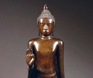 GRANDE STATUE DE BOUDDHA SHAKYAMUNI