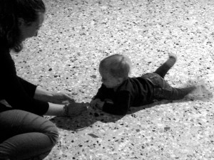 Mattia per Teaching to Walk di Roman Ondak (Foto: Sofia Bersanelli)