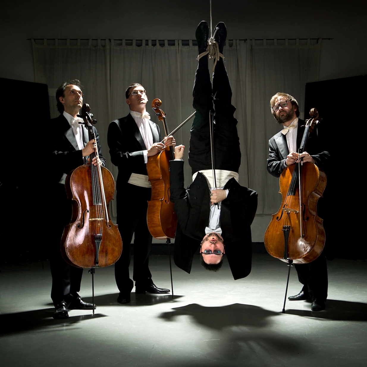 Quartetto inverso: i Violoncelli de laVerdi a tutto rock
