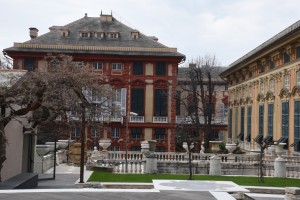 Palazzo Bianco e Palazzo Rosso dal giardino (foto Studio Leoni)
