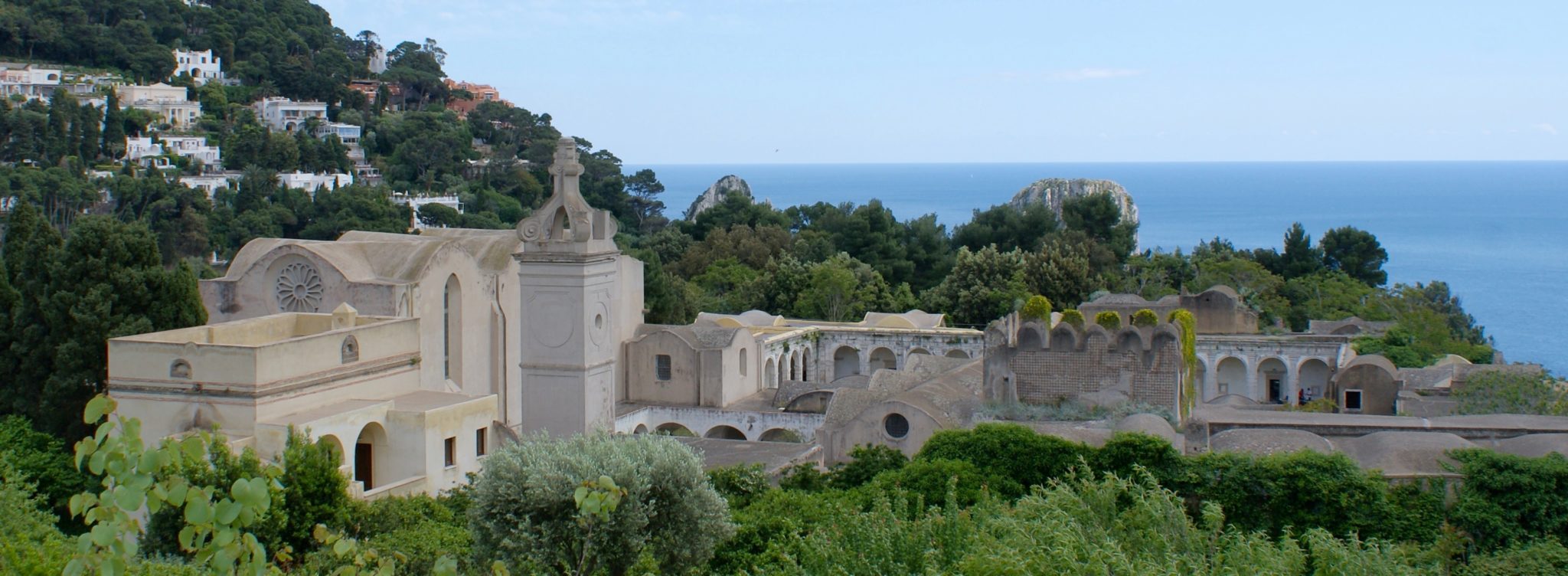 Pensiero e Materia. Collettiva alla Certosa di Capri