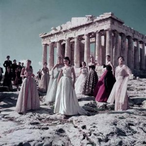 Atene dice no. Niente sfilata di Gucci sull’Acropoli
