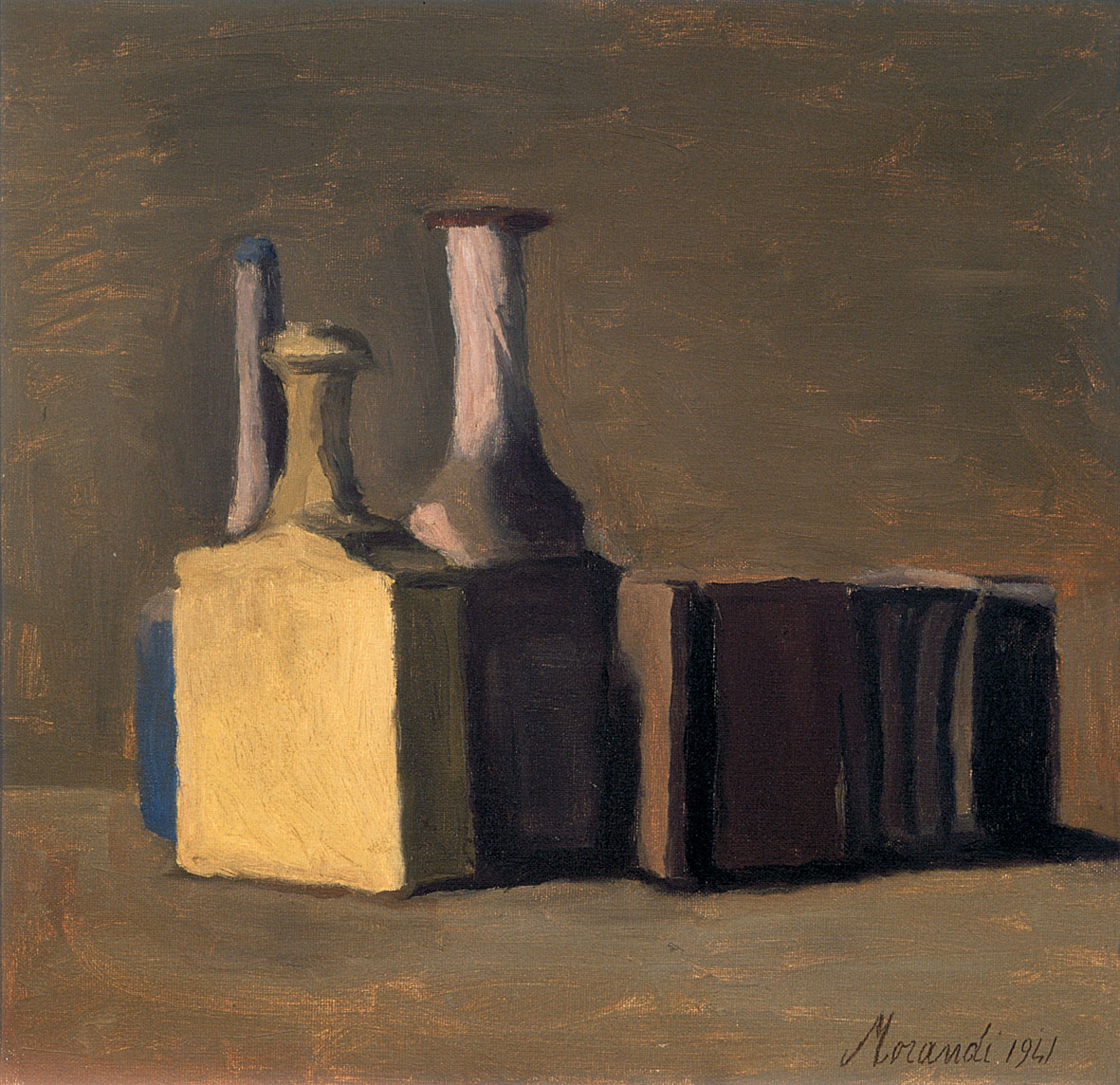 Giorgio Morandi, Natura morta, olio su tela, cm 44,50 x 46,50, 1941. Fondazione Cassa di Risparmio di Verona Vicenza Belluno e Ancona