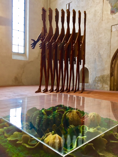 Mario Ceroli, La Grande Cina, 1968 e Piero Gilardi, Zuccaia, 1966, Cuneo