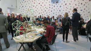 Padiglione delle Esposizioni, Giardini Olafur Eliasson, Green Light – An artistic workshop, 2017 in collaborazione con Thyssen-Bornemisza Art Contemporary