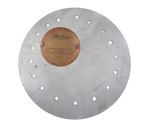 LUCIO FONTANA
