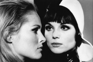 Ursula Andress e Elsa Martinelli, 1965 - Tazio Secchiaroli, David Secchiaroli