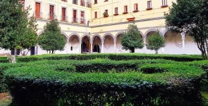 Chiostro di Santa Maria la Nova