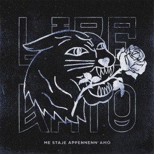 Liberato canta ancora. Me staje appennenn’ amò è il nuovo singolo
