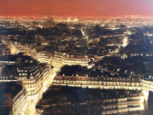 Tommaso Ottieri Notturno, rue de rivoli 2016 Tecnica: olio su tavola Dimensioni: 100x125 Galleria FORNI
