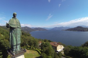 Statua San Carlo Borromeo