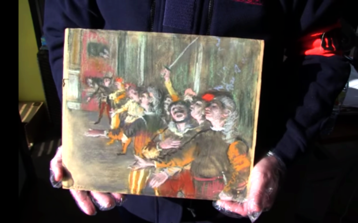 La polizia francese mostra Les Choristes, il dipinto di Edgar Degas ritrovato su un autobus