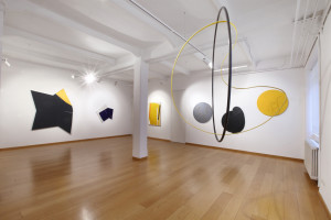 Courtesy: Cortesi Gallery, London , Milan, Lugano Foto di: Bruno Bani Installation view Gianfranco Pardi Autoarchitettura