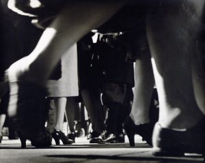 Lisette Model Laufende Beine 42. Straße, New York (Running Legs 42. Street, New York) 1940-1941 © Estate of Lisette Model, courtesy Albertina, Vienna