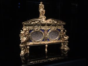La Cassetta Farnese