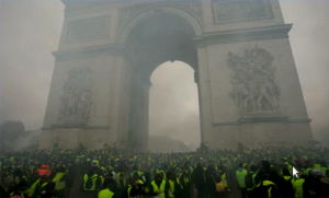 I Gilet Gialli minacciano ancora i musei di Parigi
