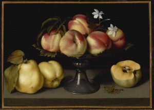 Vaso di vetro con pesche, fiori di gelsomino, mele cotogne e una cavalletta ha una stima di $ 2.000.000 – 3.000.000.