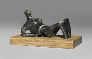 Henry Moore, Reclining Figure: Blanket