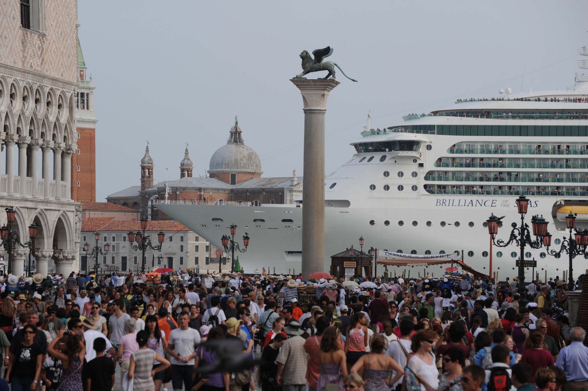 “Basta navi da Crociera a San Marco”. Un incidente riapre il dibattito, parla Bonisoli