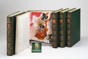 Lotto 211 DALI, Salvador (1904-1989) - Biblia Sacra vulgatae editionis. Roma: Rizzoli-Mediolani, 1967-1969. Valutazione € 40.000-60.000