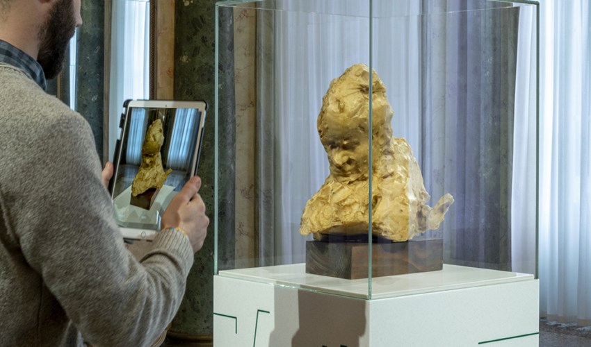 Aleksandra Domanović, The Falseness of Holes, 2019. Photo Carlos Tettamanzi. Courtesy Fondazione Arnaldo Pomodoro, Milano