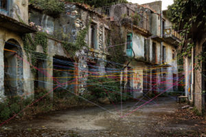 Ambienti #8 - Borgo di Rajù, 2016 Stampa fine art - 90 x 60 cm