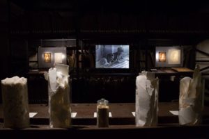 In and Out of Paper per Fabriano Paper Pavilion