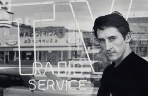 Ed Ruscha, 1964. Photo: © Dennis Hopper, Courtesy of The Hopper Art Trust