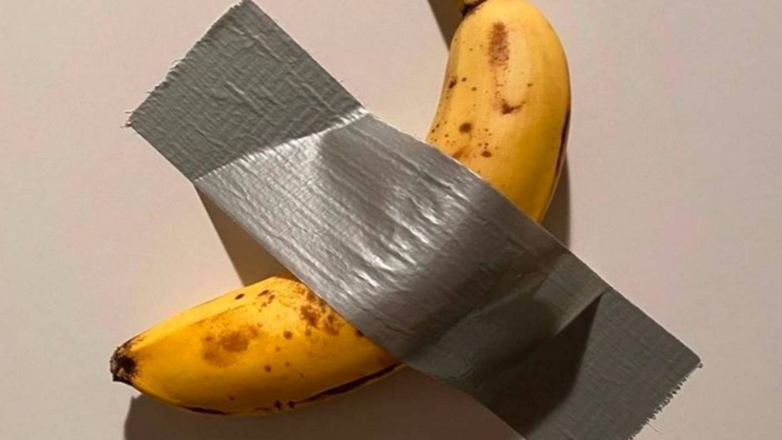 120mila euro per una banana! L’ultimo colpo di Maurizio Cattelan ad Art