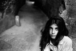 Letizia Battaglia, Palermo, 1986. La Kalsa