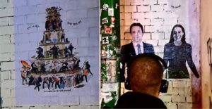 confronto tra il murale di Cristina Donati Meyer e oOzmo