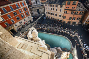 palazzo poli e la Fontana di Trevi vista dall'alto. Fonte foto Il Messaggero, foto di Francesco Toiati