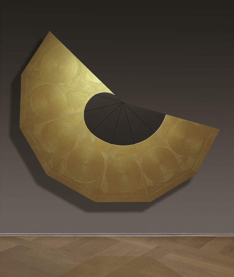 Gianfranco Zappettini, Con-Centro no 103, 2018, resins, fassadenputz and acrylic on board, 290 x 330 cm. Courtesy Mazzoleni, London-Torino