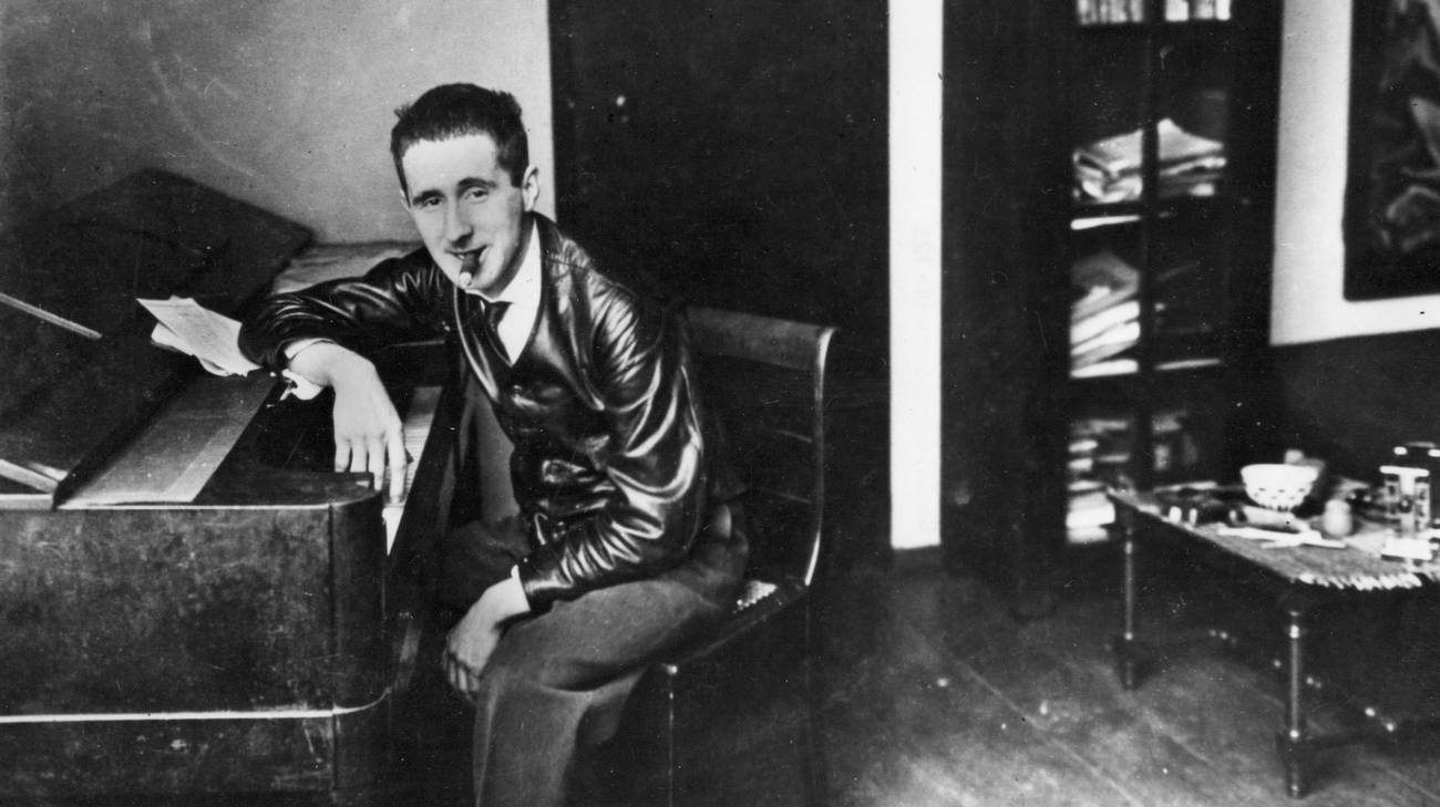 Poesie | “Se durassimo in eterno” di Bertolt Brecht