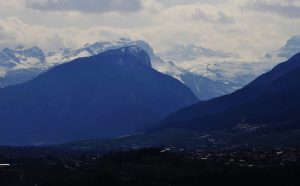 Stefano Cagol, Dolomiti di Brenta dallo studio, Val di Non, 21 marzo 2020