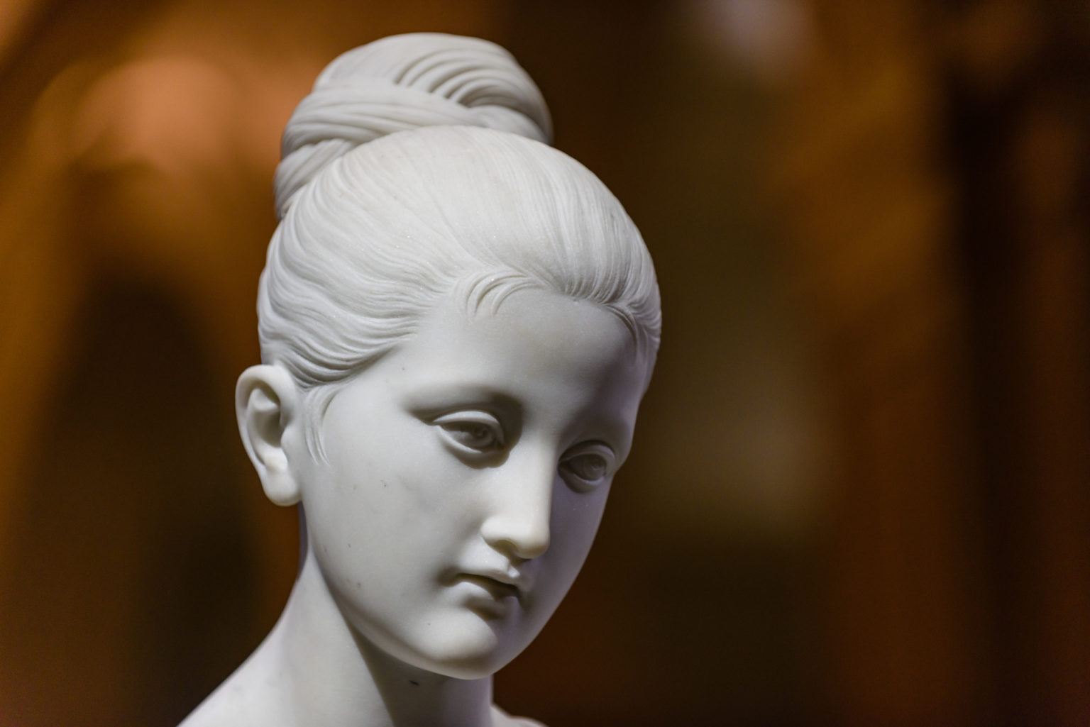 L'eterna Bellezza Della Scultura Di Canova E Thorvaldsen Immortalata In ...