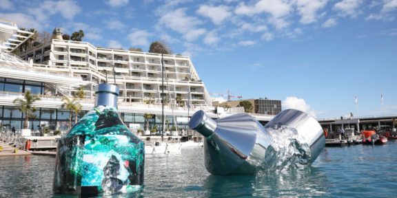 The Twin Bottles, Yacht Club Monaco