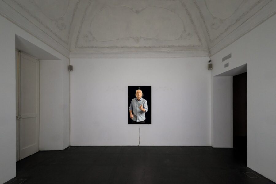 Installation views della mostra personale di Gary Hill Ghost Chance, Galleria Lia Rumma, Napoli, 2019  Photo Credit Danilo Donzelli; Courtesy Galleria Lia Rumma Milano - Napoli  