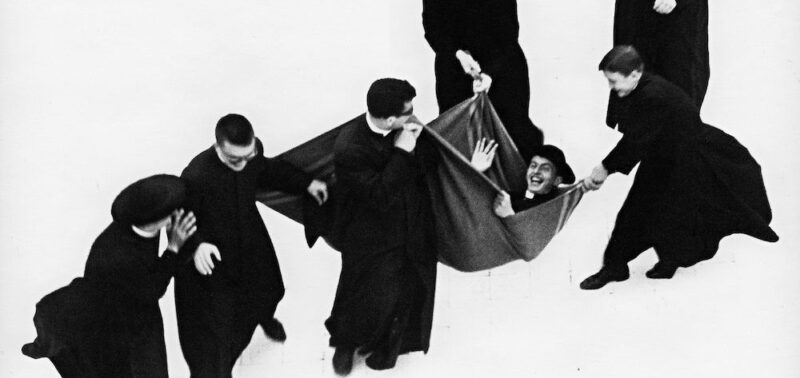 Mario Giacomelli Io non ho mani che mi accarezzino il volto 1961/63 Gelatin Silver Print Courtes y Collezione Civica Senigallia © Archivio Eredi Mario Giacomelli