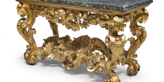Lotto 51 - Console in legno dorato, Napoli periodo barocco con piano in marmo verde antico. Stima 5.000-7.000 euro