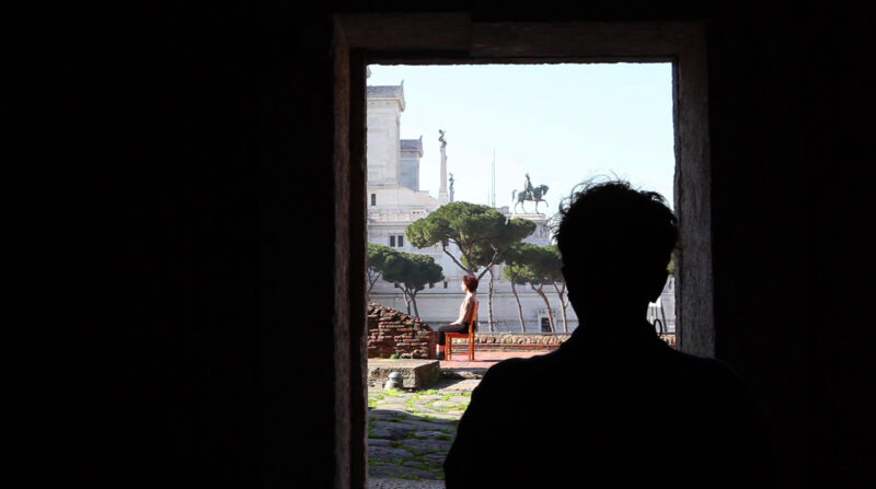 Sonia Andresano, permesso di sosta e fermata, 2020, still video, Atelier d'artista - Mercati di Traiano, courtesy l'artista